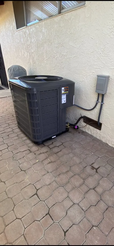 Slide of Vargas Handyman Services