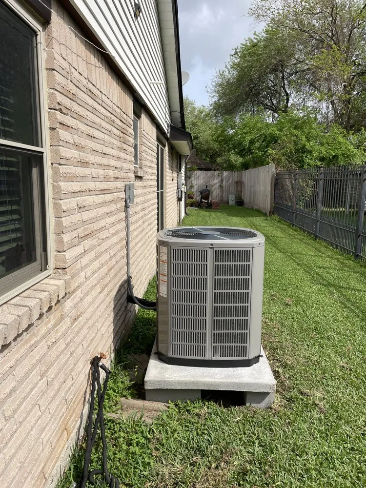 Slide of Vargas Heating & Cooling Service