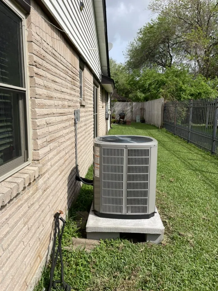 Slide of Vargas Heating & Cooling Service