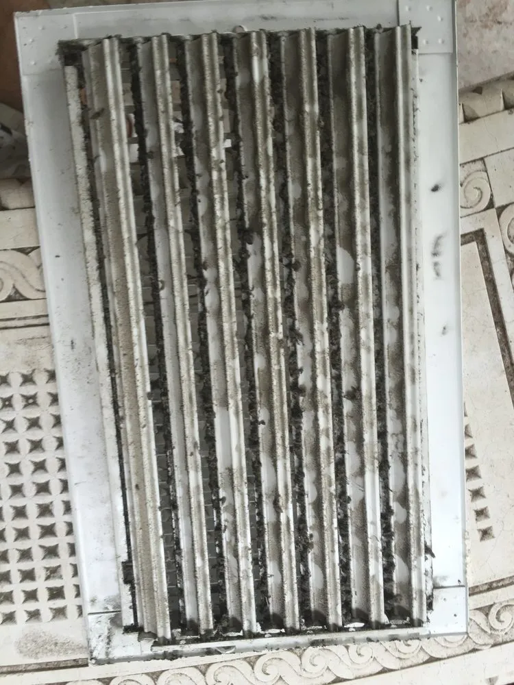 Slide of Vesta Cleaning