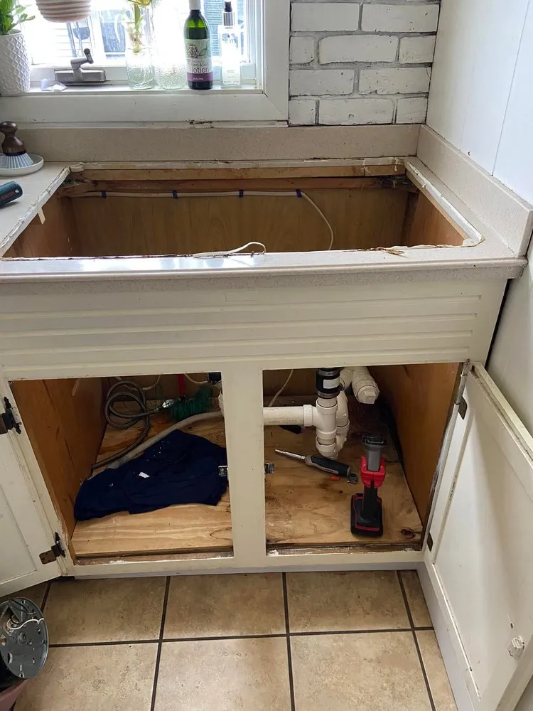 Slide of Veteran Plumbing and Heating