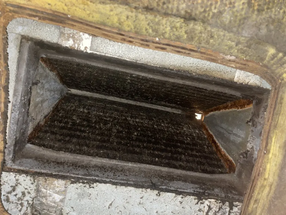 Slide of Veterans Bay AC