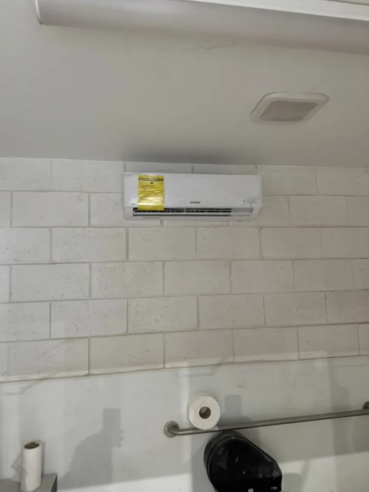 Slide of Vicente Industries