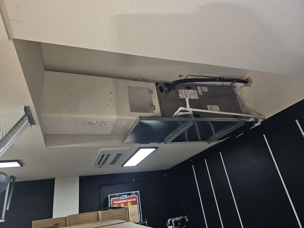 Slide of Vicente Industries