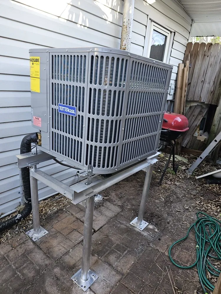 Slide of Vicente Industries