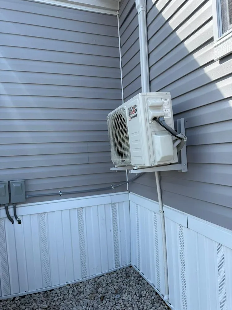 Slide of Vicente Industries