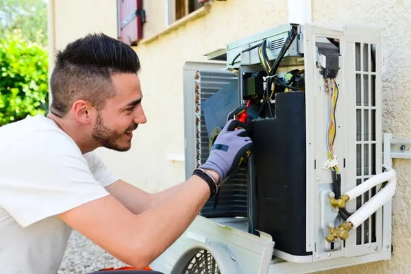 Vickos Heating and Cooling Logo