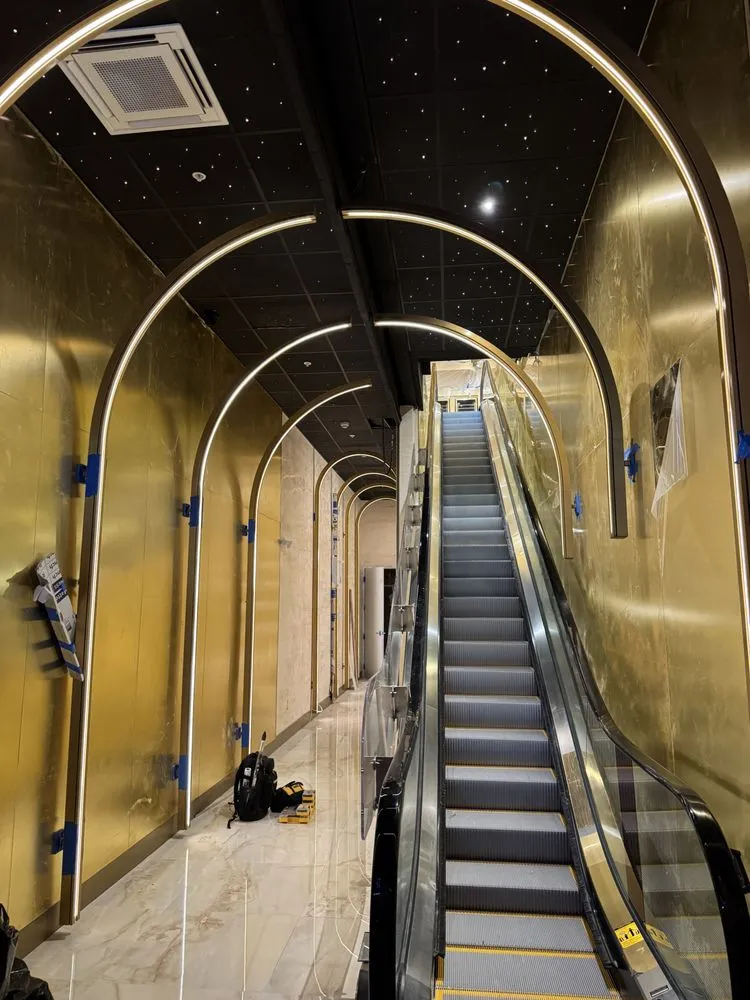 Slide of Vicrey Multiservices