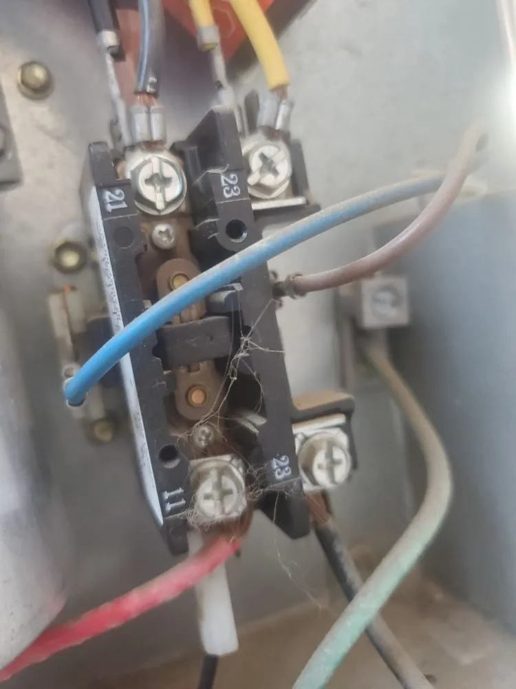 Slide of Vic's AC and Heating