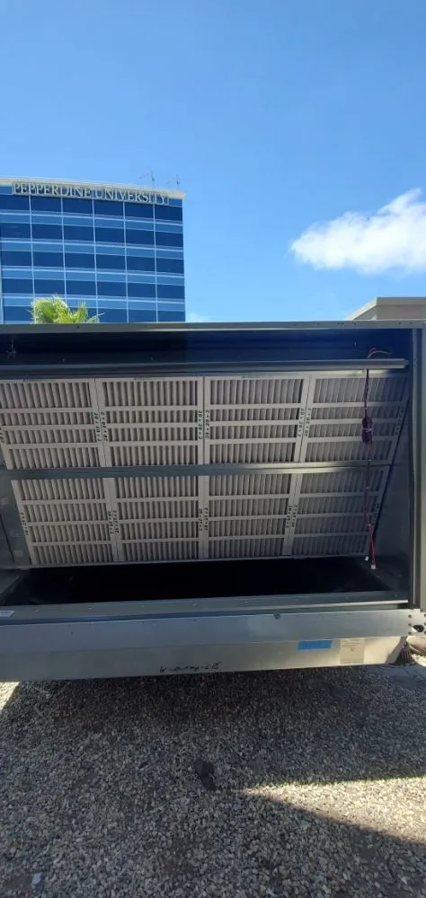 Slide of Villaneda Heating & Air