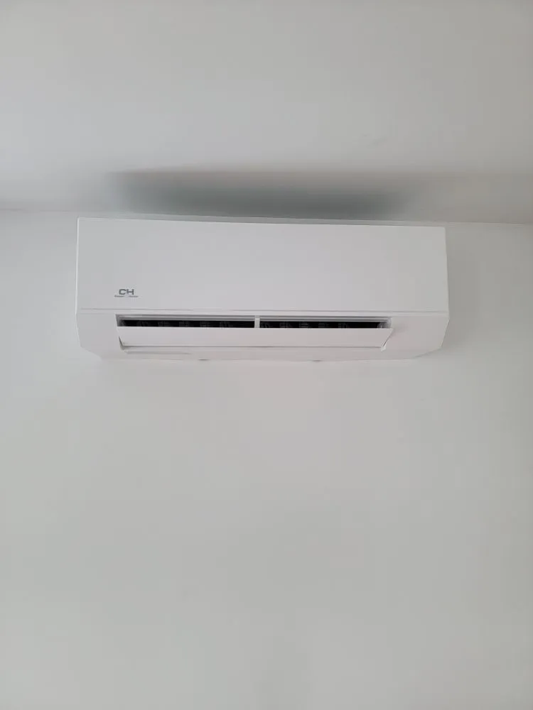 Slide of Vini Services