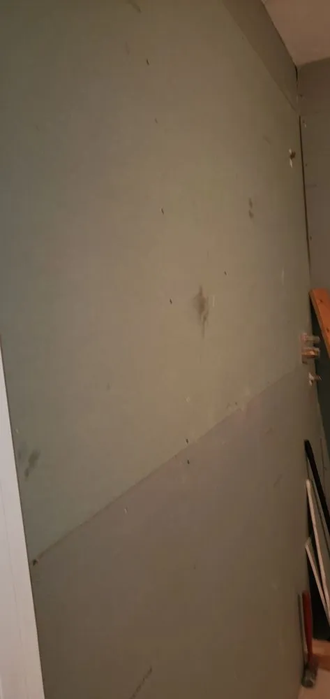 Slide of Vinnies Home Repairs Top To Bottom