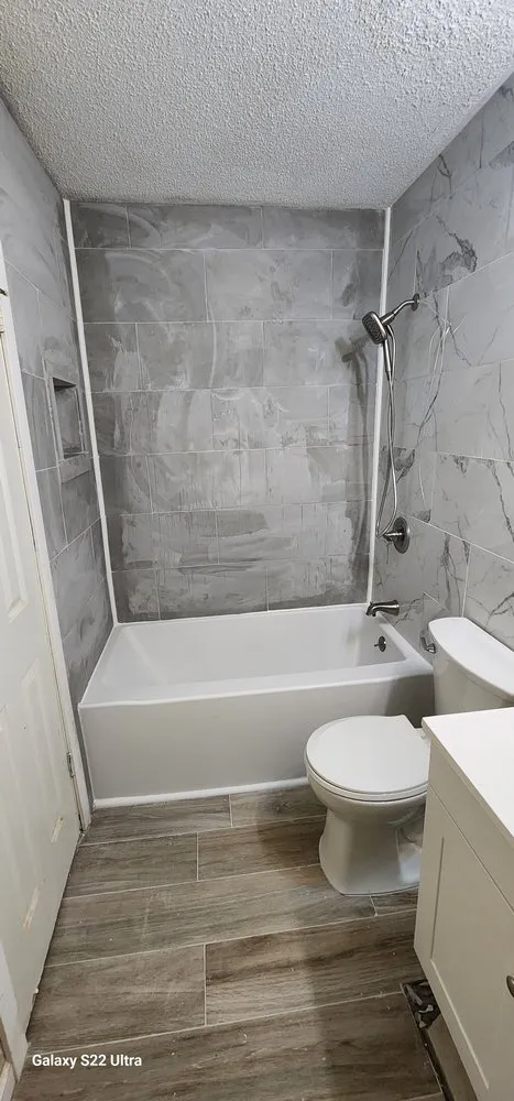 Slide of Vinnies Home Repairs Top To Bottom