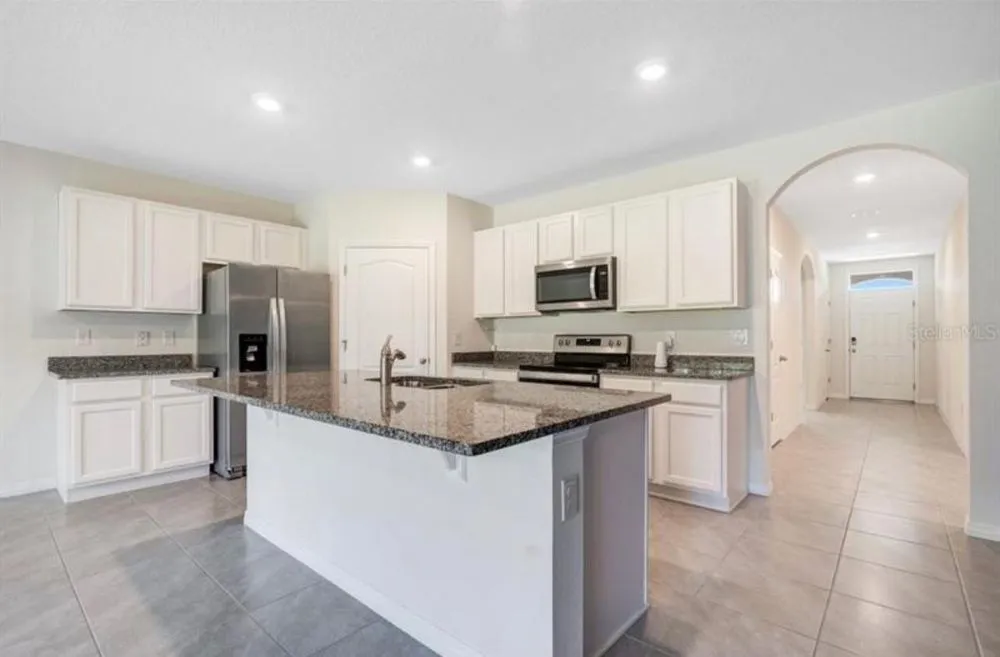 Slide of Vinnies Home Repairs Top To Bottom