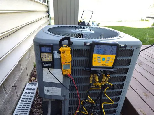 Virginia Breeze HVAC Logo