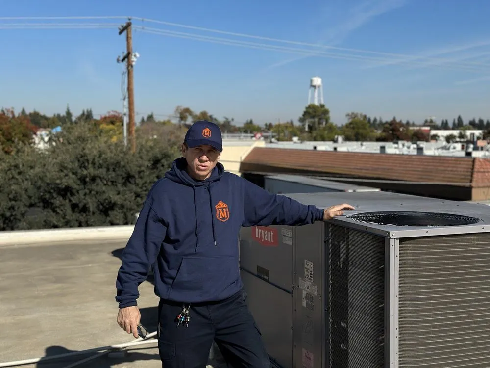 Slide of VM Heating & Cooling Services