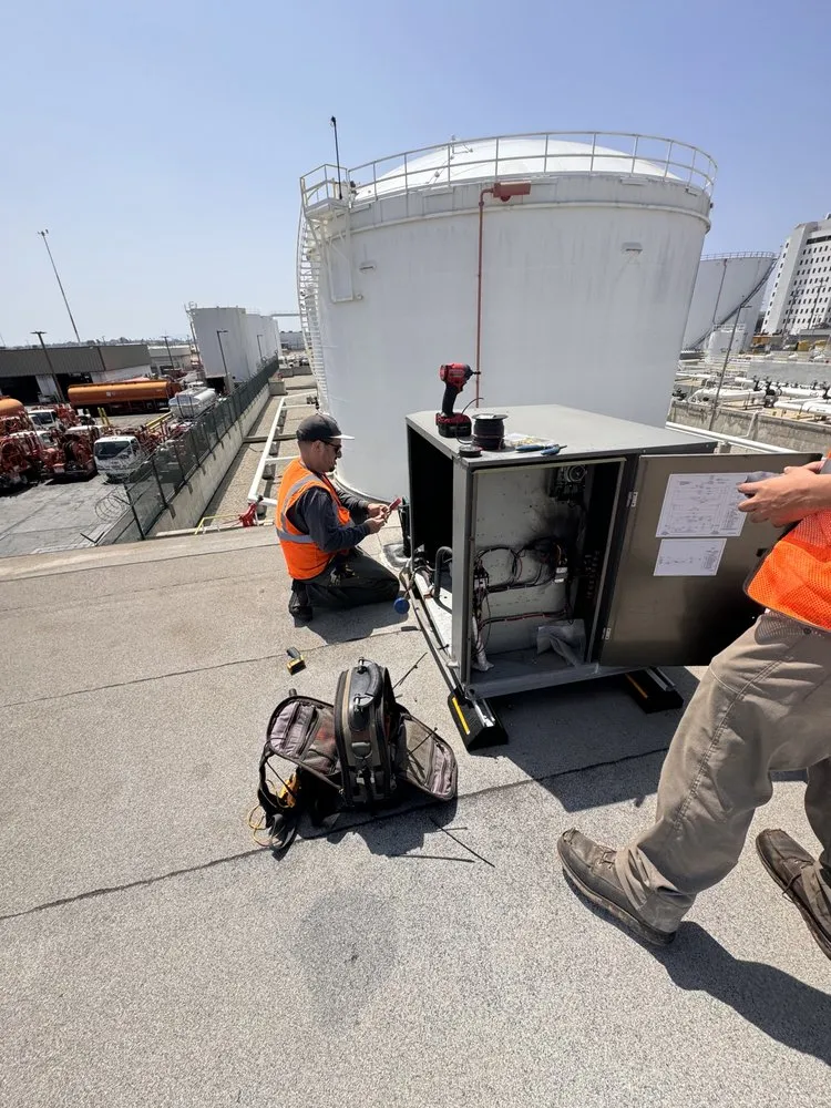 Slide of Vmk Solutions