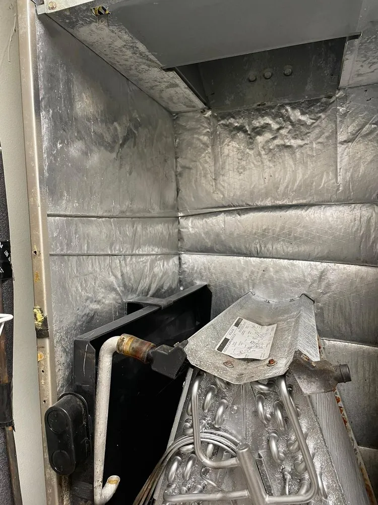 Slide of Volar Air Duct Cleaning