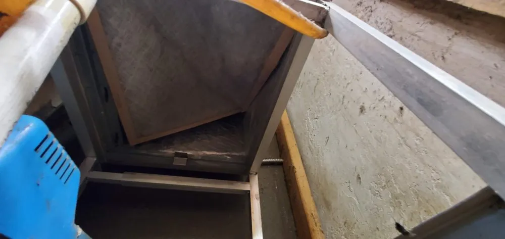 Slide of Volar Air Duct Cleaning