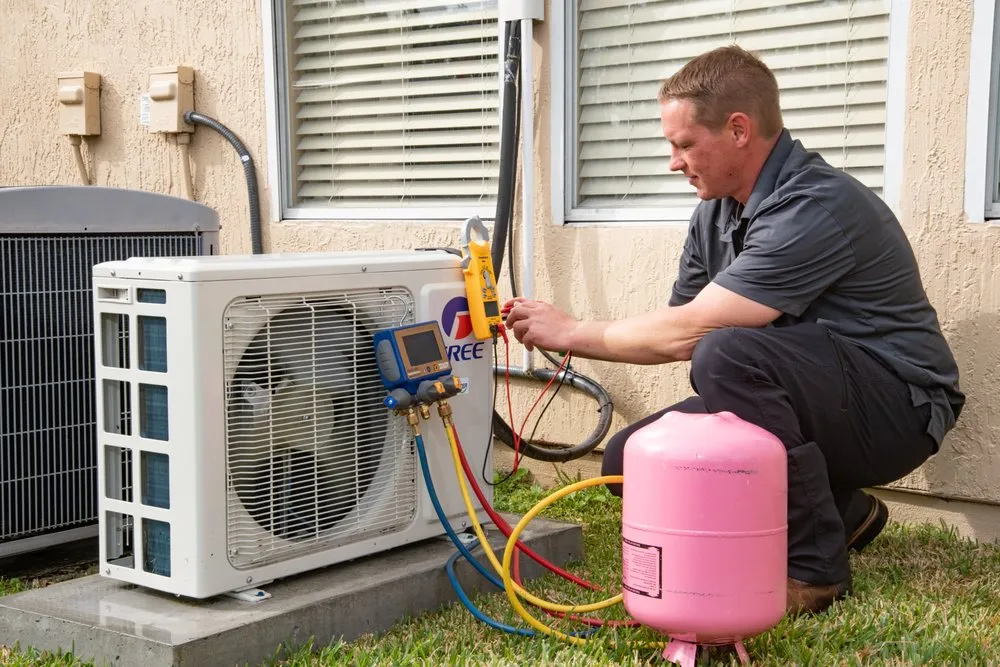 Slide of Von's Heating and Air