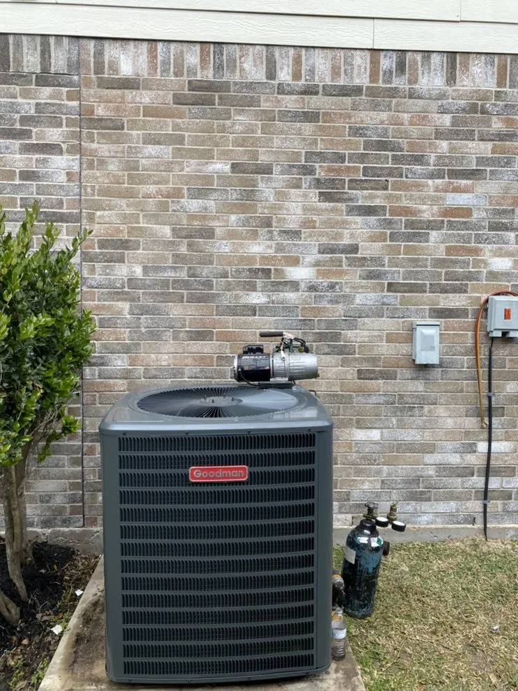 Slide of Voss Air conditioning & Heating