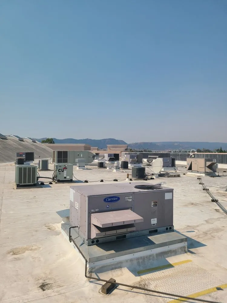 Slide of V&R Air Conditioning