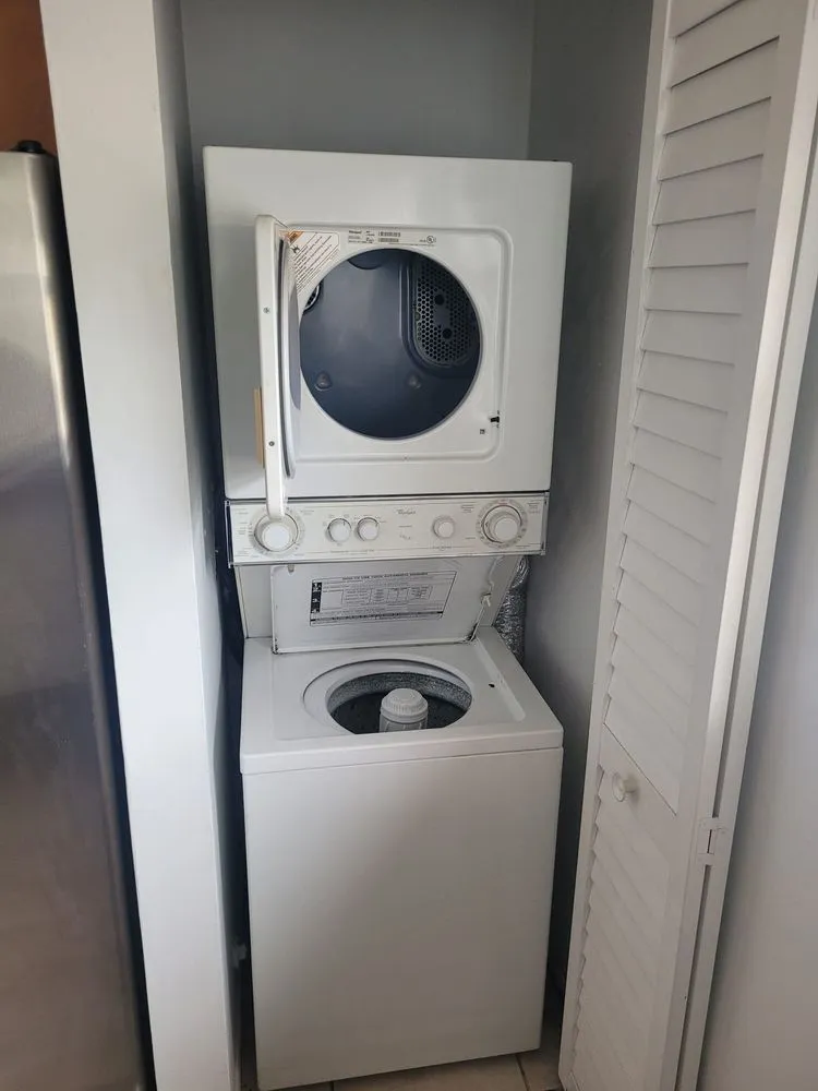 Slide of VR Service Experts