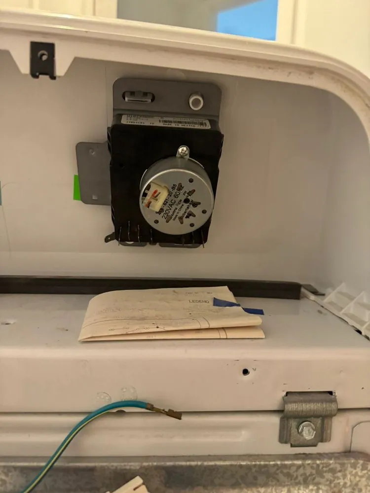 Slide of VR Service Experts