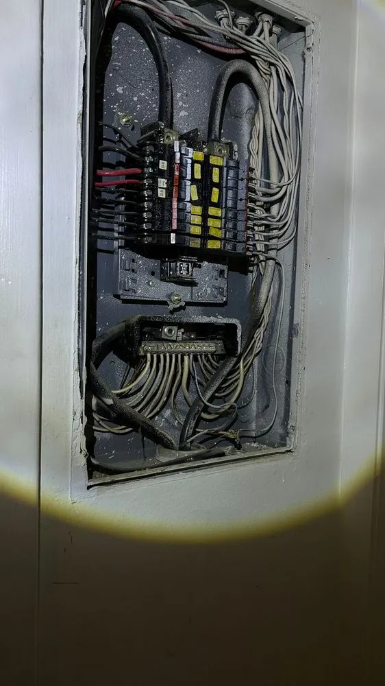 Slide of VR Service Experts