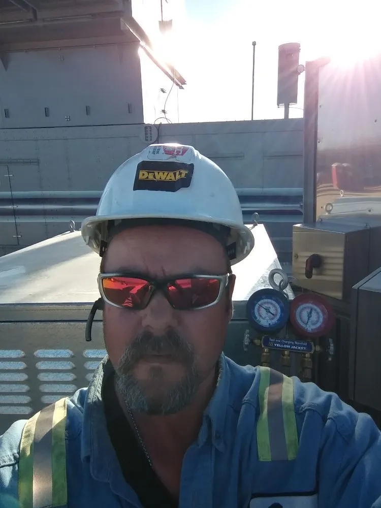 Slide of V&S Mechanical AC/Heating Services