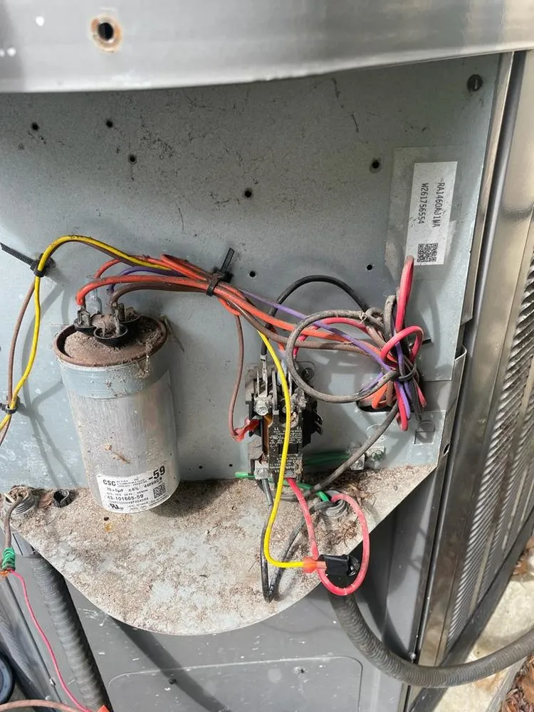 Slide of W & H HVAC Solutions