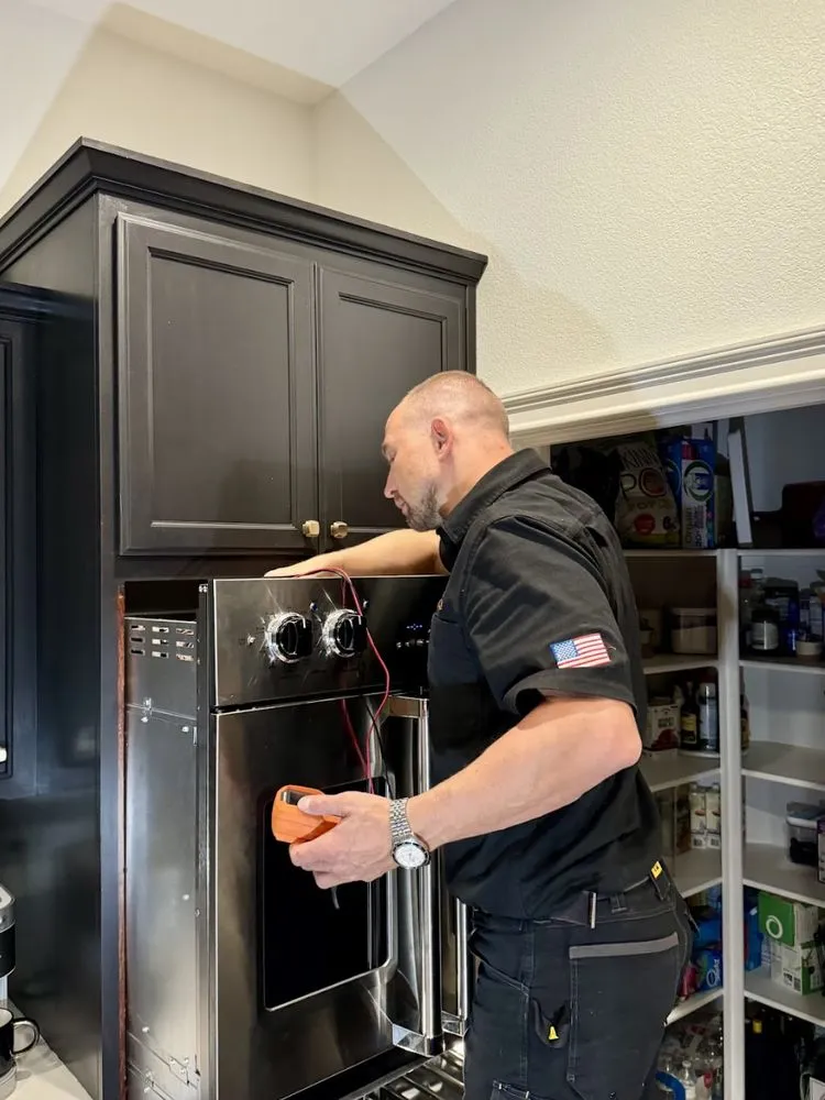 Slide of Wakehub Appliance Repair