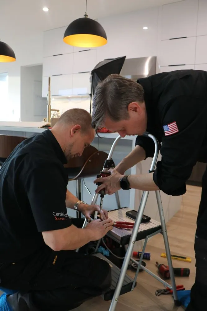 Slide of Wakehub Appliance Repair