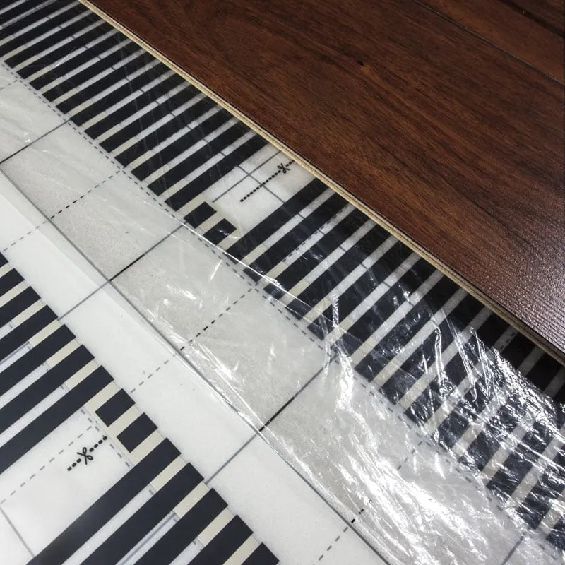 Slide of Warehouse25.com