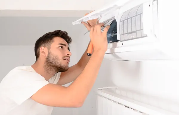 Watson's Mechanical Solutions Logo