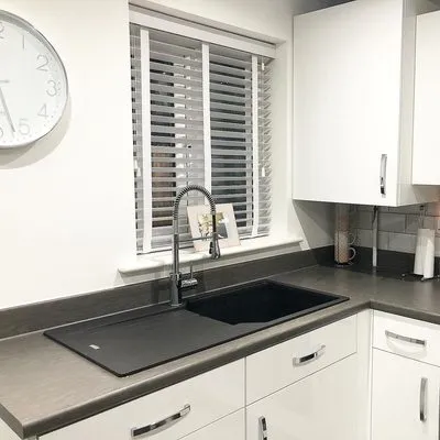 Waukegan Rd Emergency Plumber Logo