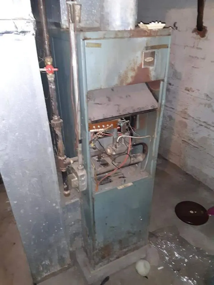 Slide of We Fix Furnaces