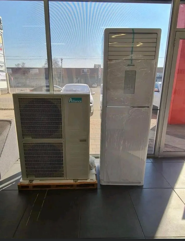 Slide of We Fix Service 24