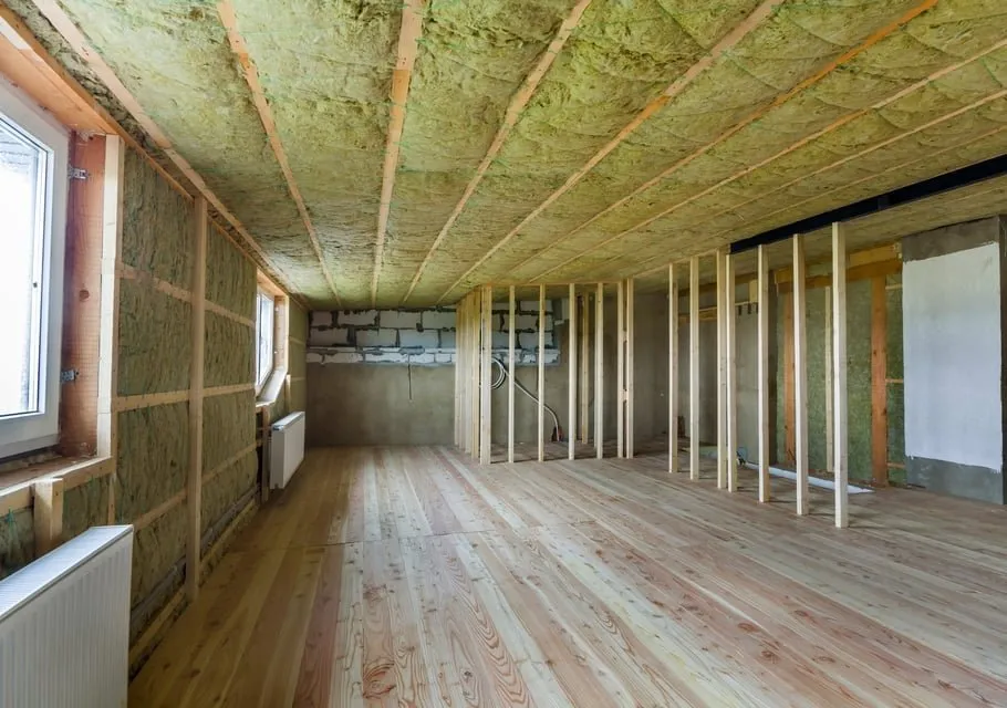 Slide of We Sprayin' Insulation