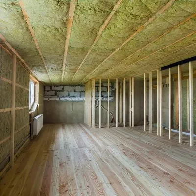 We Sprayin' Insulation