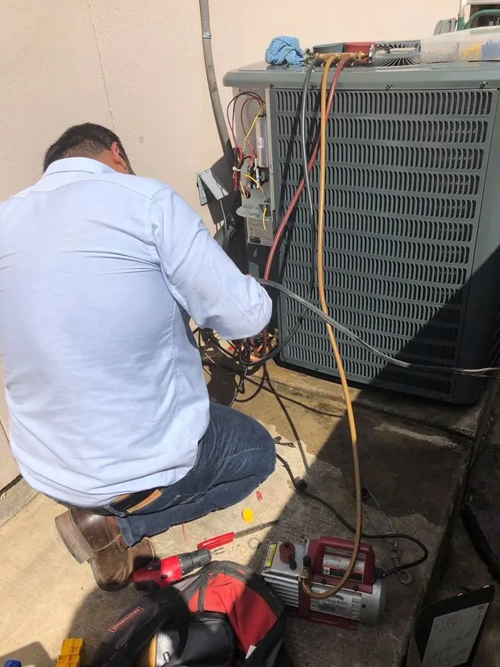 Slide of Weather Guard Air Conditioning & Heating