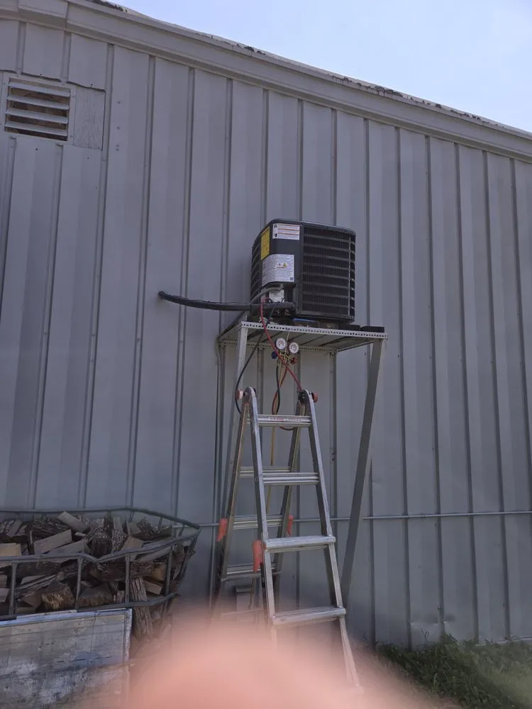 Local heating and cooling service experts serving Spring Hill, IA - Weatherly Heating And Cooling