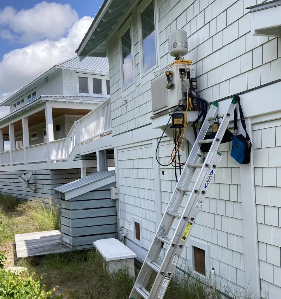 Slide of Weikle’s Hometown Heating & Air