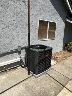 West Coast Heating & Air Logo