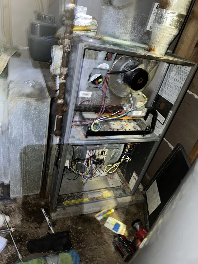 Emergency AC installation for residential systems across St. Louis, MO - WHC & PLUMBING