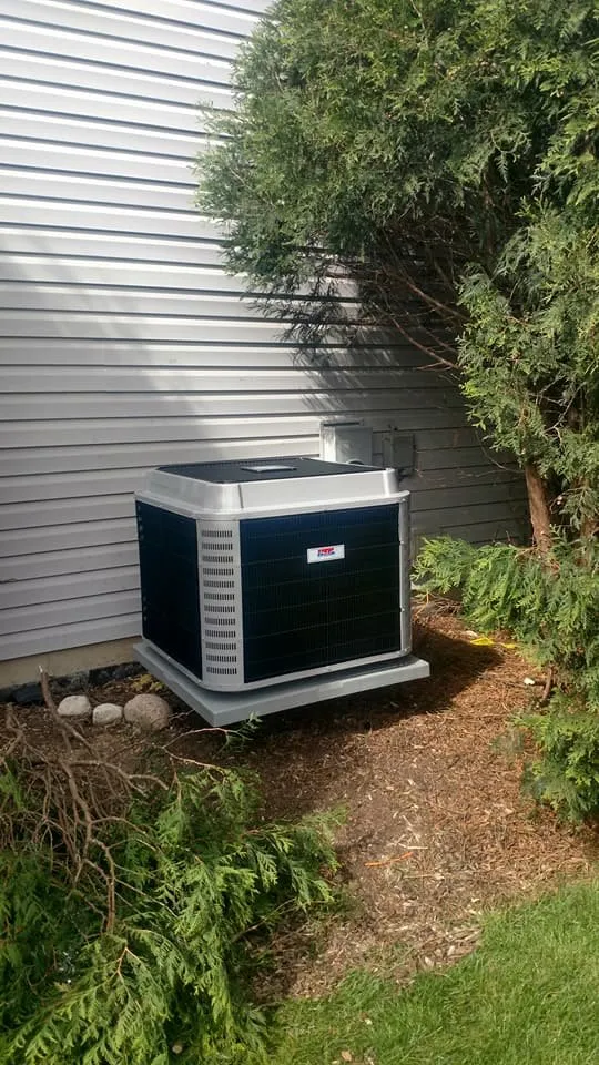 Slide of White Flag Plumbing Heating & Cooling