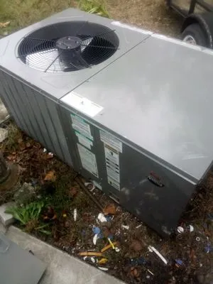 White's Appliance Logo