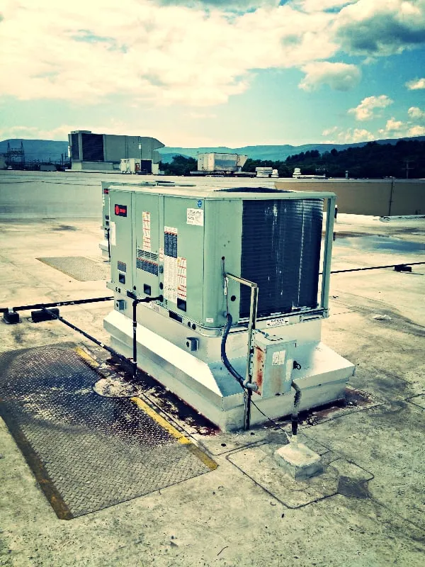 Slide of Whitescarver Engineering