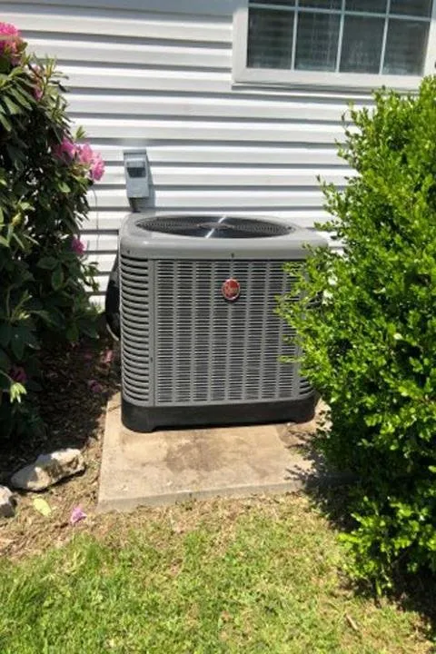 Slide of WilkerSon's Heating & Cooling