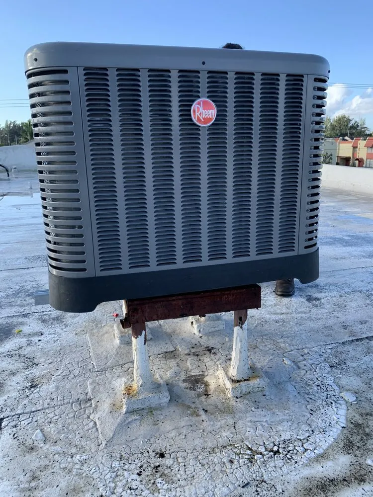 Slide of Wilks Repair & Services